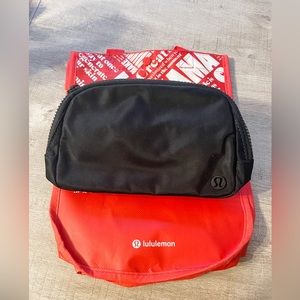 Lululemon belt bag
